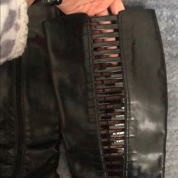 Stiletto Black Boots - Picture 4 of 7